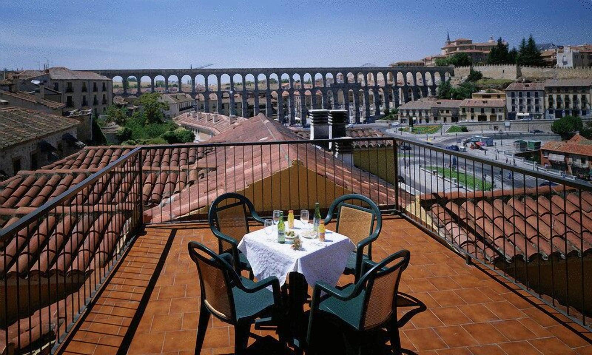 Hotel Ele Acueducto Segovia Exterior foto